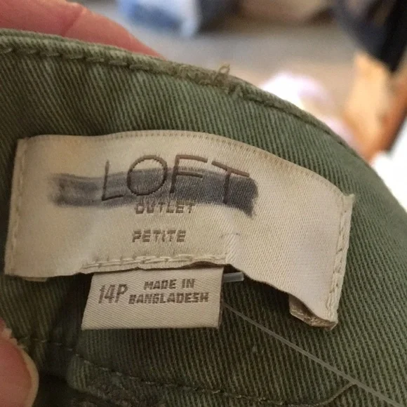 NWT Loft Outlet High Rise Slim Fit Olive Green Wide Leg Crop Pants Petite - Picture 7 of 8